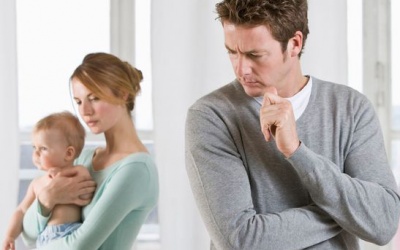 Đàn ông cũng bị trầm cảm nặng khi vợ sinh con