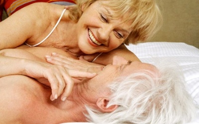Phụ nữ mãn kinh càng cần 'giữ lửa'