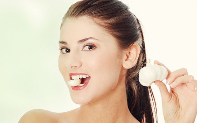 Những cách làm đẹp da bất ngờ từ tỏi