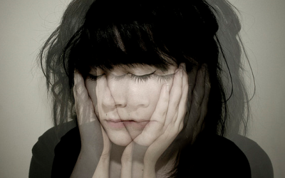 Mắt bị song thị: Phải làm sao?