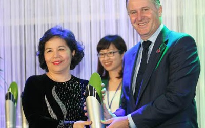 'Bà đầm thép' của Việt Nam nhận giải thưởng từ Thủ tướng New Zealand 