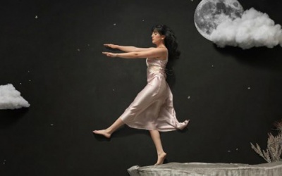 Vì sao người mộng du ngã không đau?