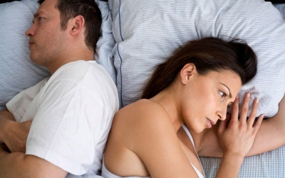 Nam giới ngủ ngáy, trầm cảm dễ bị yếu sinh lý?