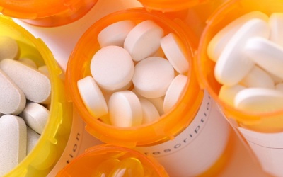 Người lớn tuổi có nên dùng thuốc hạ mỡ máu statin?