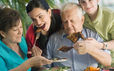 Người già chán ăn: Vì đâu nên nỗi?