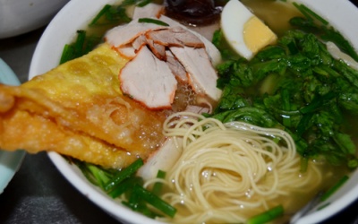 Ngất ngây với bát mỳ vằn thắn chuẩn vị Hà thành