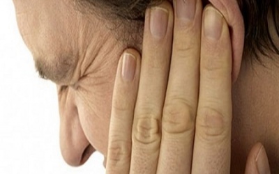 Tự chữa đau tai bằng tinh dầu khuynh diệp - Bạn thử chưa?