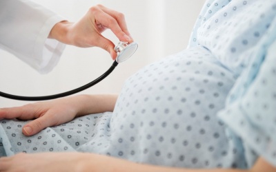 Mang thai và sinh nở giết chết 500 phụ nữ mỗi ngày