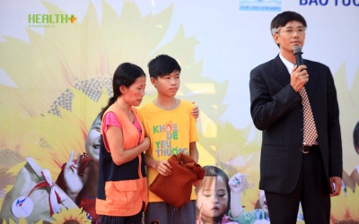 'Mùa Đông năm nay sẽ không lạnh bởi chiếc áo ấm của con!'