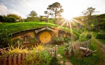 Ngôi nhà đẹp như cổ tích lấy cảm hứng từ người Hobbit trên phim