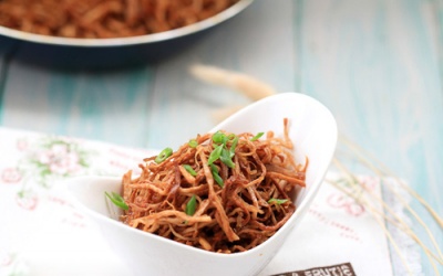 Học cách làm món thăn lợn xé xào khô cực ngon và đơn giản