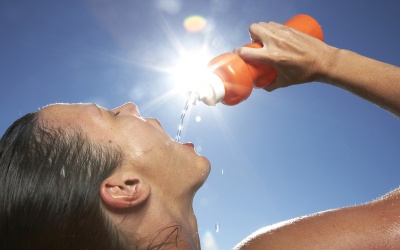 Video: 7 dấu hiệu cảnh báo cơ thể thiếu nước