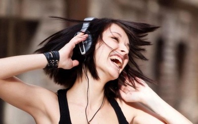 Cùng nghe 10 ca khúc 'hot' nhất thế giới tuần qua (P2)