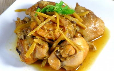 Gà kho gừng ấm bụng phòng cảm lạnh cho ngày Đông