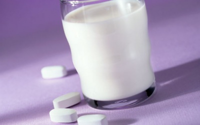 Bổ sung calci từ thực phẩm an toàn hơn từ TPCN?