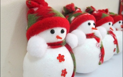Video: Hướng dẫn làm người tuyết cực dễ thương trang trí Giáng sinh