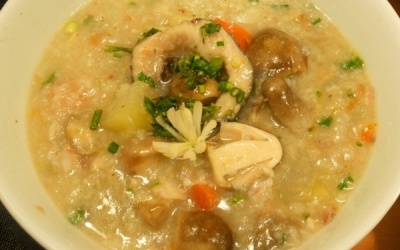 Ấm lòng cháo nấm cho bữa sáng mùa Đông