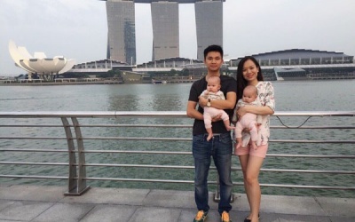 Đưa con sang Singapore tiêm vaccine 5 trong 1