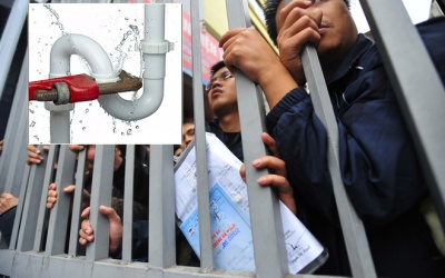 Hy hữu: Vỡ đường ống nước nên chưa được đăng ký tiêm vaccine?