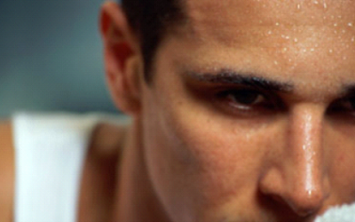 Phải làm gì khi ra nhiều mồ hôi đầu?