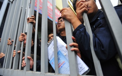 Hơn 3.000 liều vaccine hết sạch sau 3 phút đăng ký online