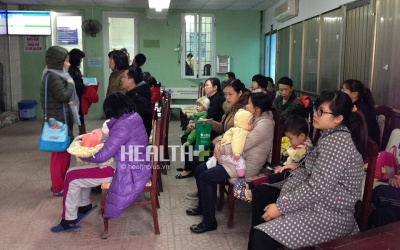 Lưu ý khi cho trẻ đi tiêm vaccine Pentaxim qua đăng ký trực tuyến