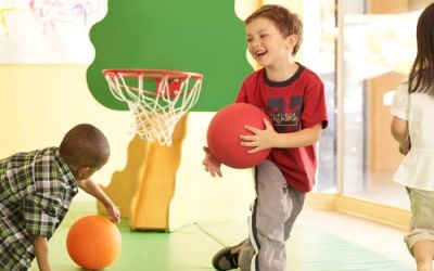 Trẻ sinh non có sức khỏe thể chất rất kém