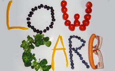 Ăn low-carb: Vừa 'thiểu năng', vừa suy thận