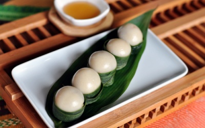 Bánh dày nhân đậu đỏ - hương vị mới cho Tết này