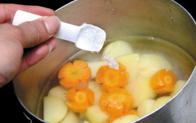 Cấm kỵ khi cho mì chính vào món ăn bạn buộc phải biết