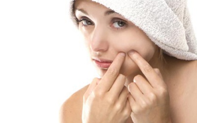 Sai lầm ít để ý khiến da bạn mãi vẫn cứ bị mụn