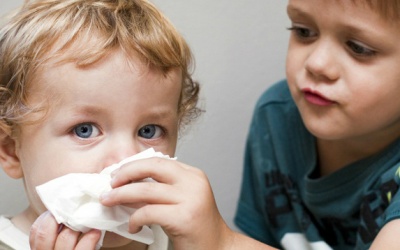 Giúp trẻ tránh xa virus cúm mùa khi thời tiết ẩm ướt