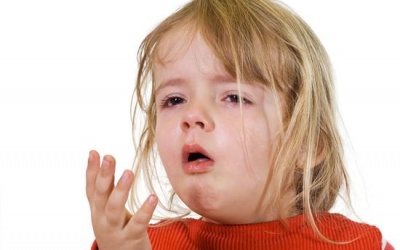 Bố mẹ chẩn đoán nhầm, trẻ ốm nặng vì ho gà