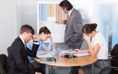 Dân văn phòng ngồi mát ăn bát vàng? Xem ngay số liệu bệnh tật này!