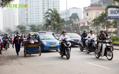 Thời tiết giao mùa độc hại, giữ sức khỏe sao để không ốm?