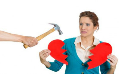 Những thói quen vô tình làm “tổn thương” trái tim