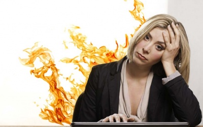 Có biện pháp tự nhiên nào giúp giảm bốc hỏa, nóng trong người?