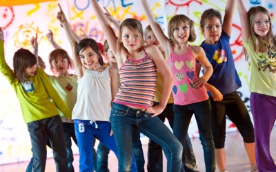 Đọc đi, chắc chắn bạn sẽ muốn cho con đi học nhảy