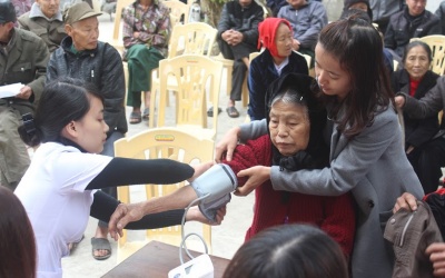 Abipha khám và phát thuốc miễn phí cho người dân Hà Tĩnh