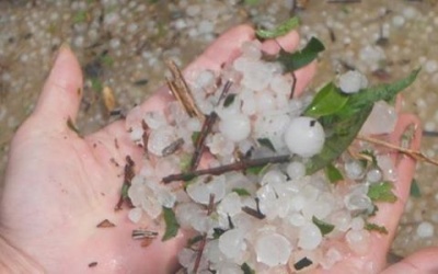 Cẩn thận mưa đá, tố lốc xảy ra ở nhiều nơi