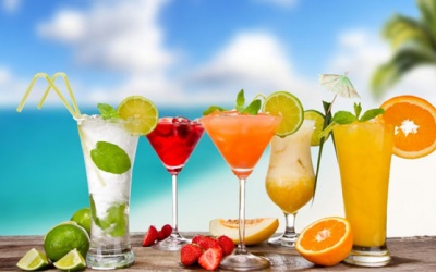 Những loại nước nên uống vào buổi sáng mùa hè