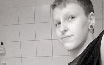 Người đàn ông chuyển giới sinh bé gái