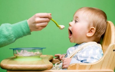 Nguyên tắc khi cho bé ăn hải sản tránh ngộ độc