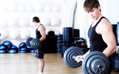 Những điều cần chú ý khi tập gym mùa nắng nóng