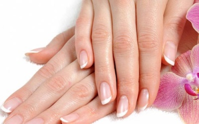 Bí quyết đơn giản làm dài móng tay cực nhanh