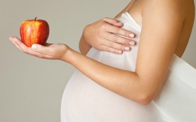 Trẻ IQ cao hơn nếu mẹ ăn nhiều trái cây khi mang thai