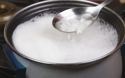 Làm đẹp, phòng bệnh bằng nước cơm