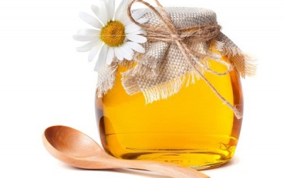 Có nên dùng mật ong chữa ho cho trẻ?