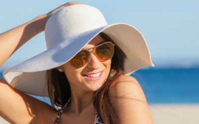 Lý do bạn nên có 1 chiếc kính râm cho mùa hè