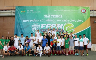 Sôi động giải Tennis Thực phẩm chức năng vì sức khỏe cộng đồng